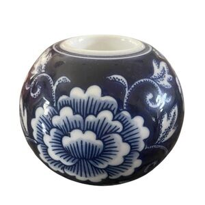 Bombay Company Blue & White Round Porcelain Tealight Candle Holder Floral Design